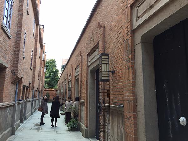 上海最大石库门群建业里变身酒店 石库门如何改造争论不断